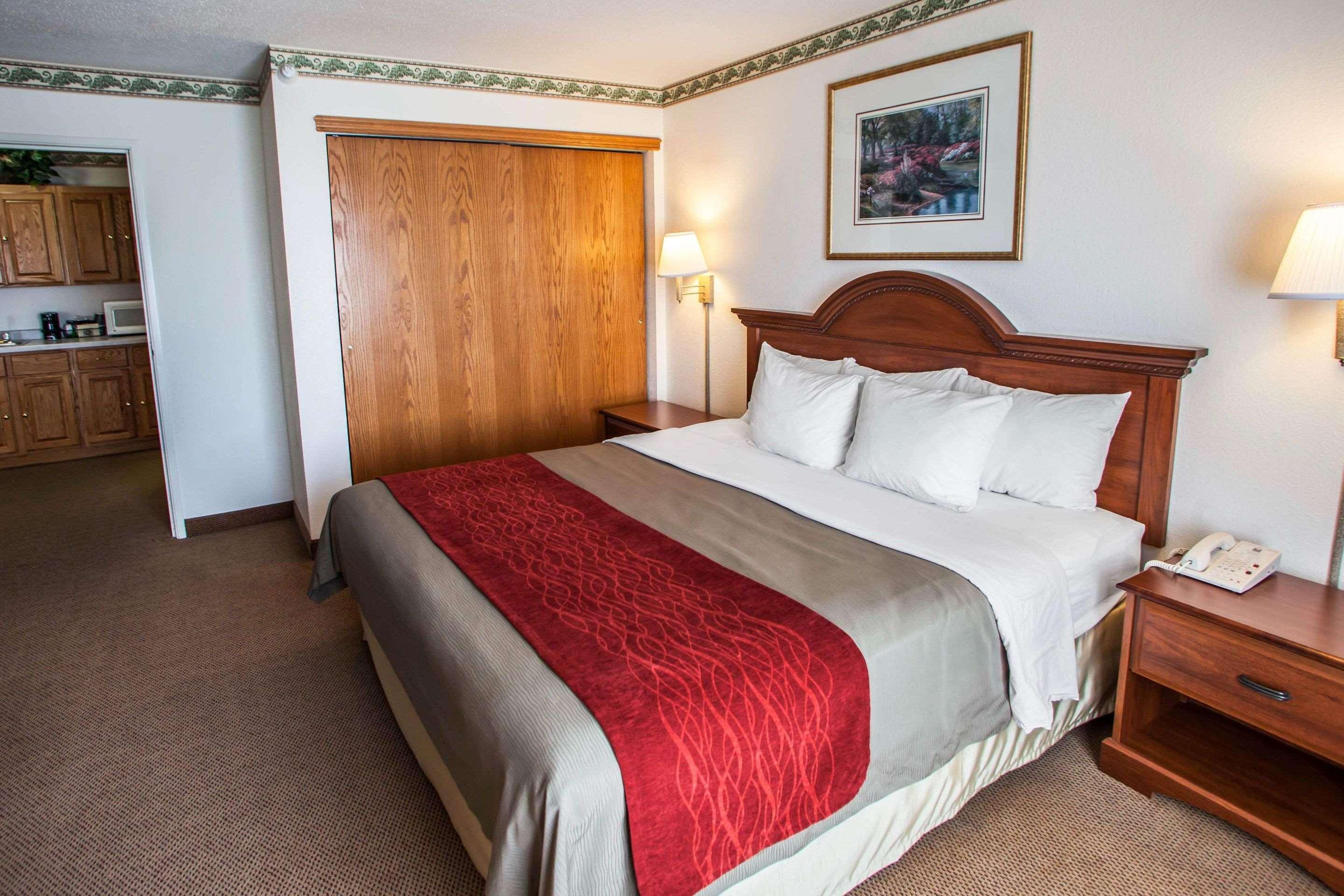 Comfort Inn & Suites Geneva- West Chicago Екстер'єр фото
