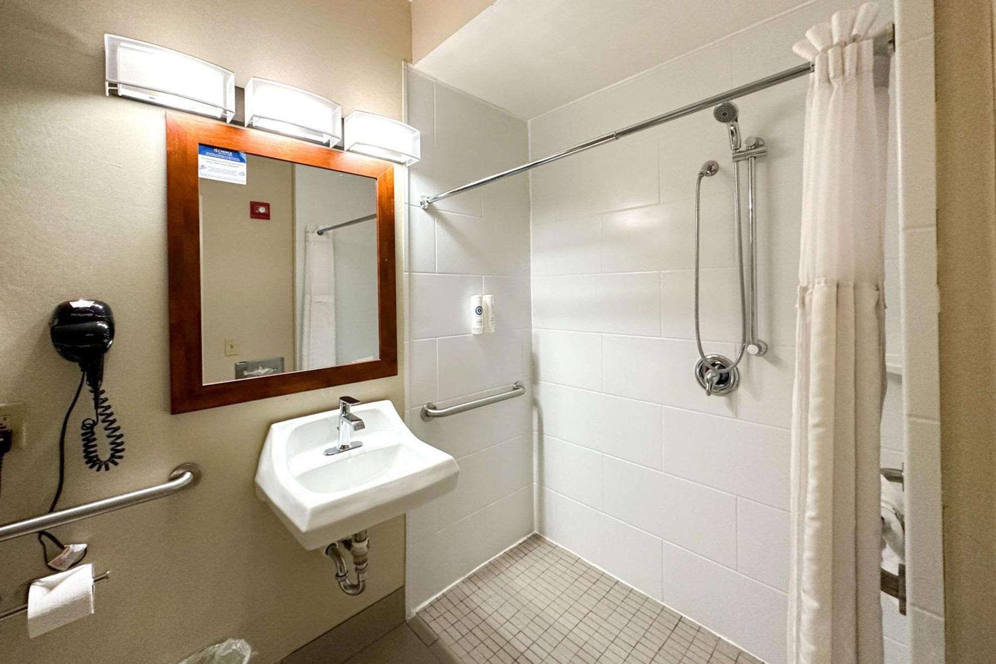 Comfort Inn & Suites Geneva- West Chicago Екстер'єр фото