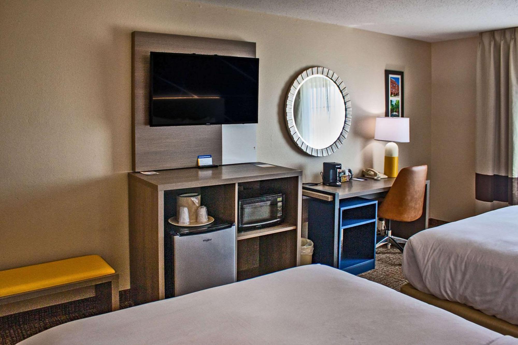 Comfort Inn & Suites Geneva- West Chicago Екстер'єр фото