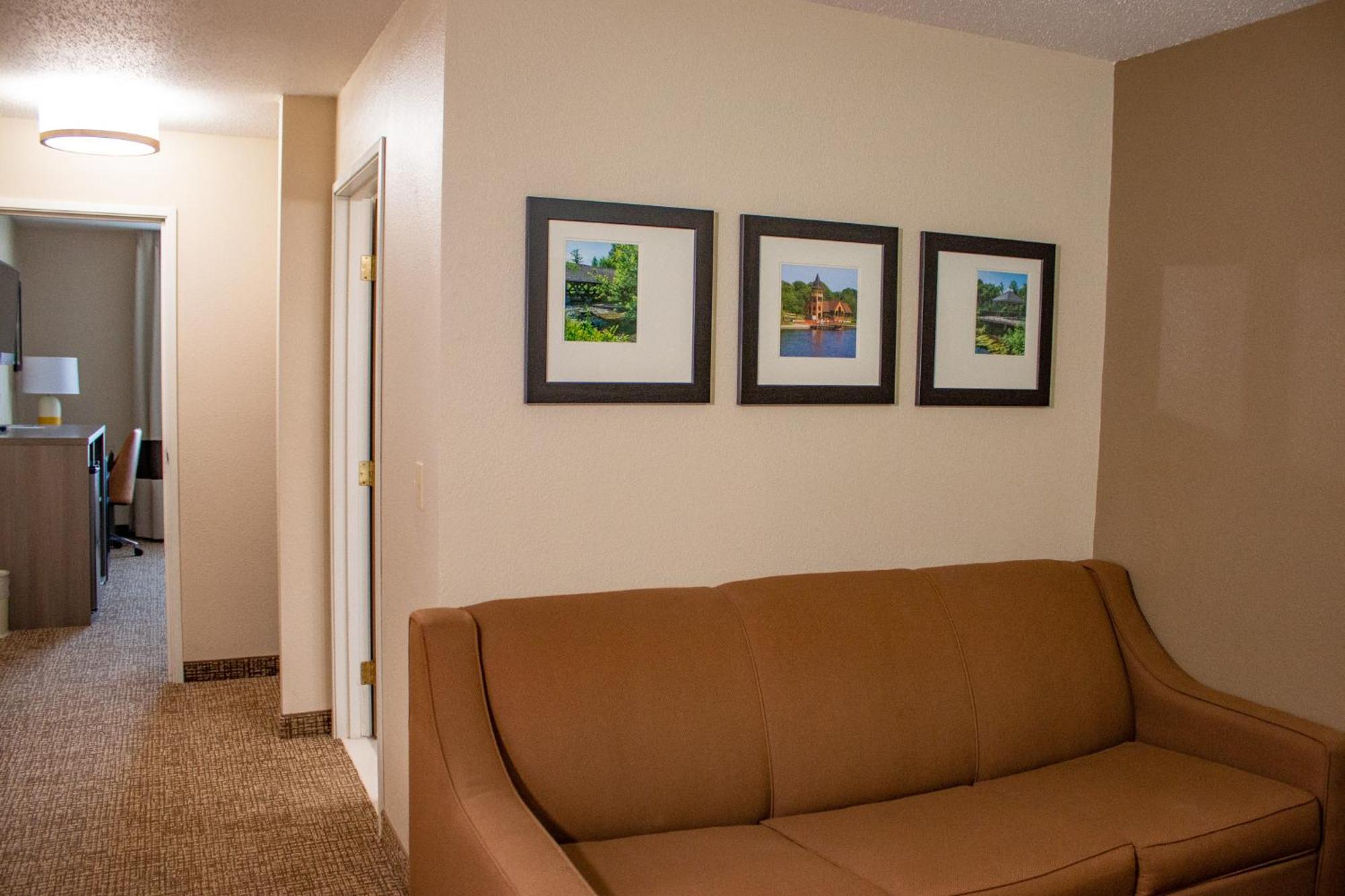Comfort Inn & Suites Geneva- West Chicago Екстер'єр фото